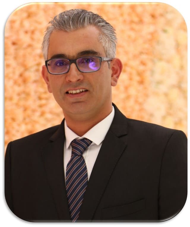 Dr Mohamed Hachana